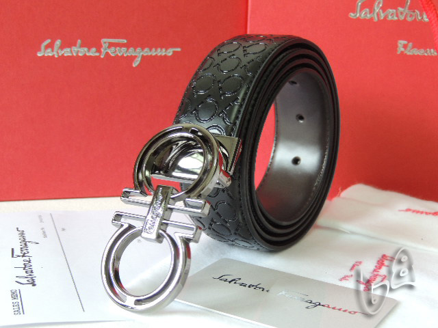 Ferragamo Adjustable Gancio/Vara Buckle Belt For Women In 85CM - 105CM Sizes MW032